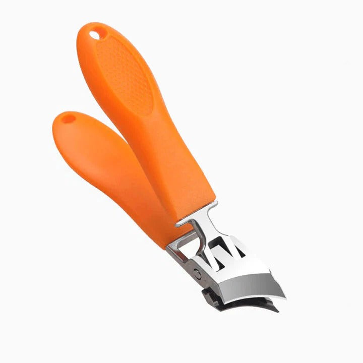 The Titan-Bite: Wide Jaw Nail Clippers with Reinforced Hardened Steel Edges